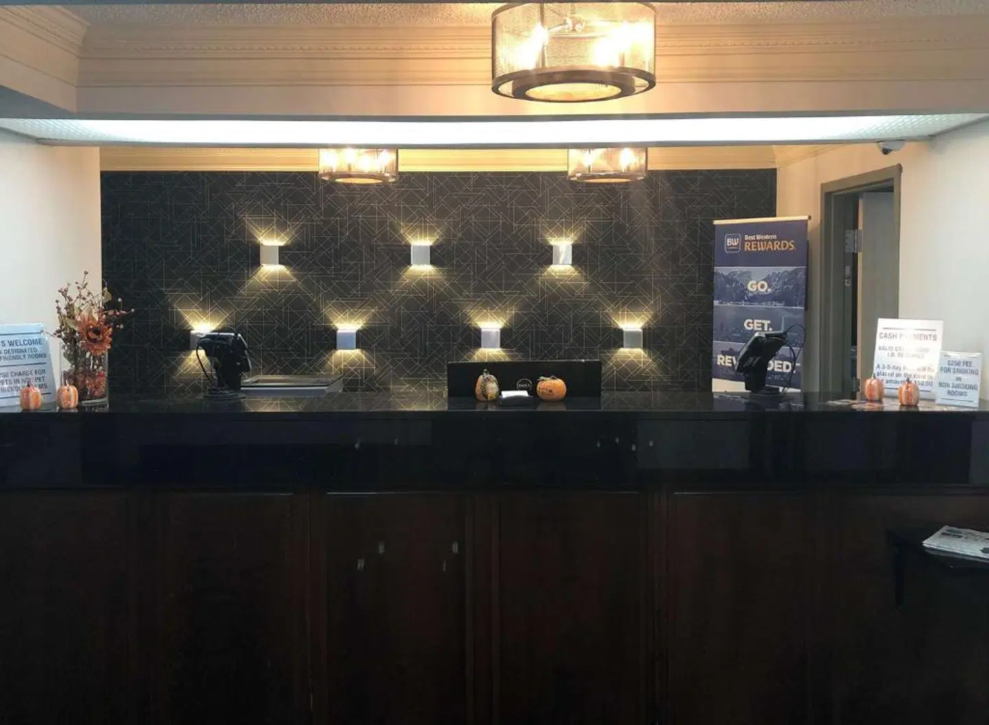 Best Western Inn & Suites of Macon LOUNGE_LOBBY