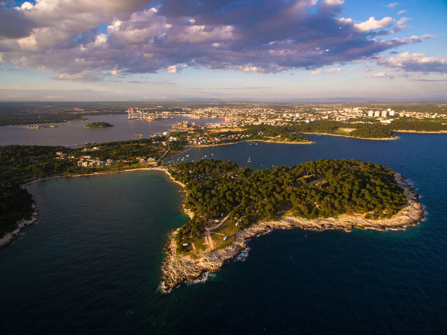 Camping Stoja LANDSCAPE