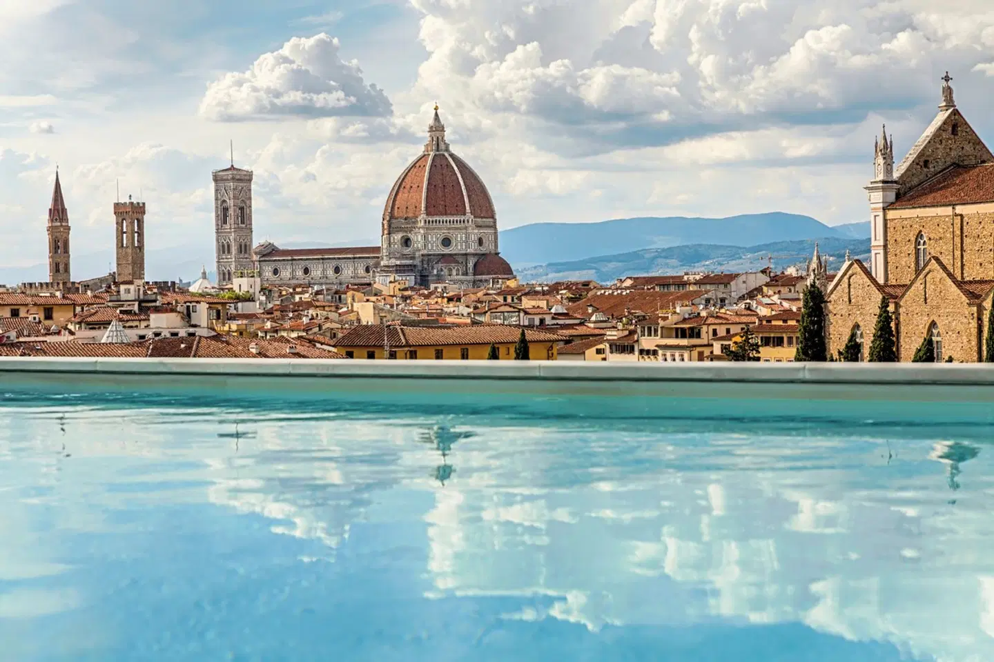 Plaza Hotel Lucchesi OUTDOOR_POOL