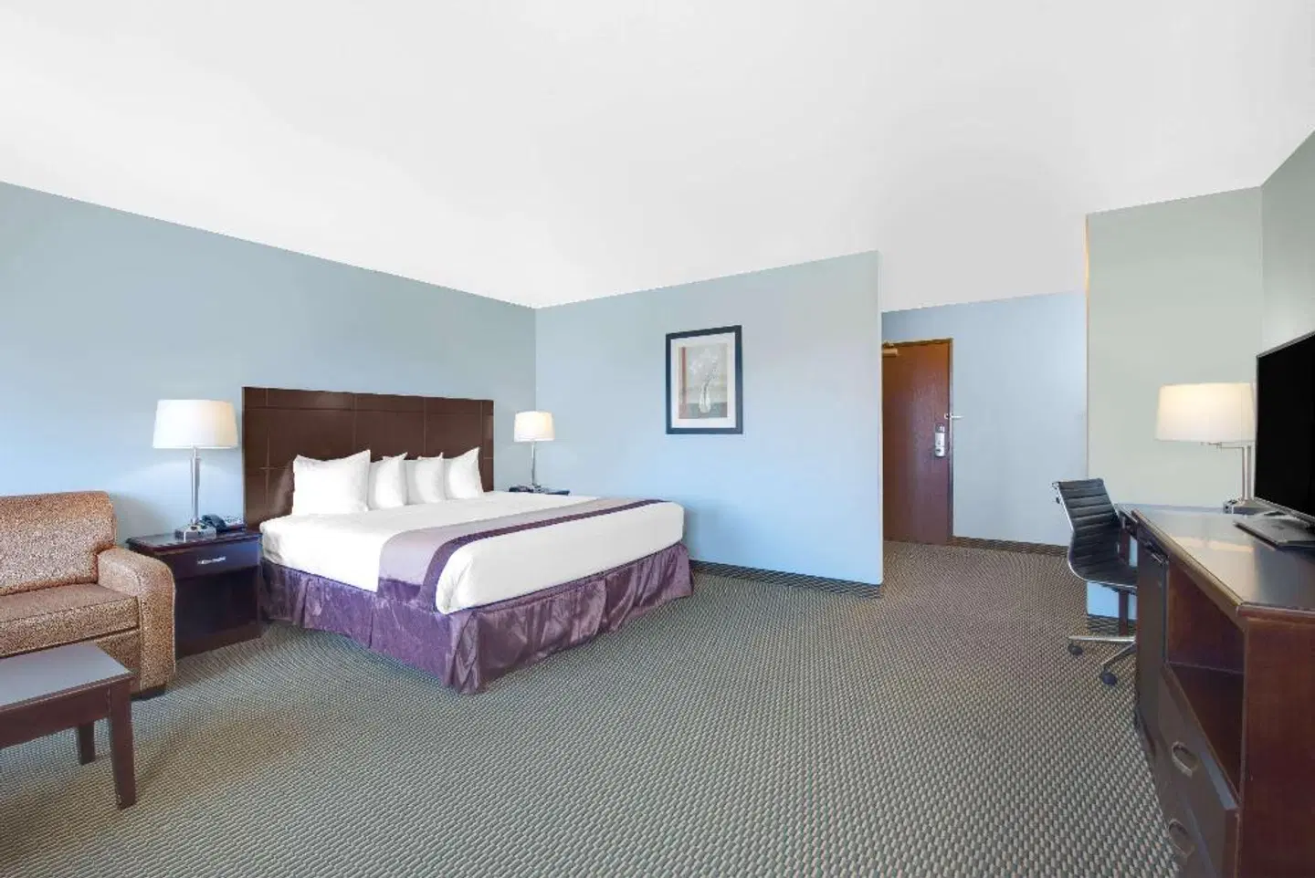 Baymont by Wyndham Rapid City ROOM_EXAMPLE