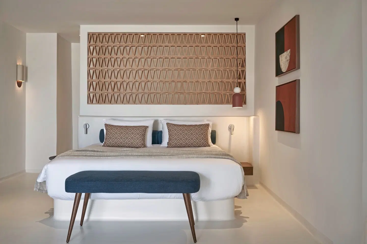 Andronis Minois ROOM_EXAMPLE