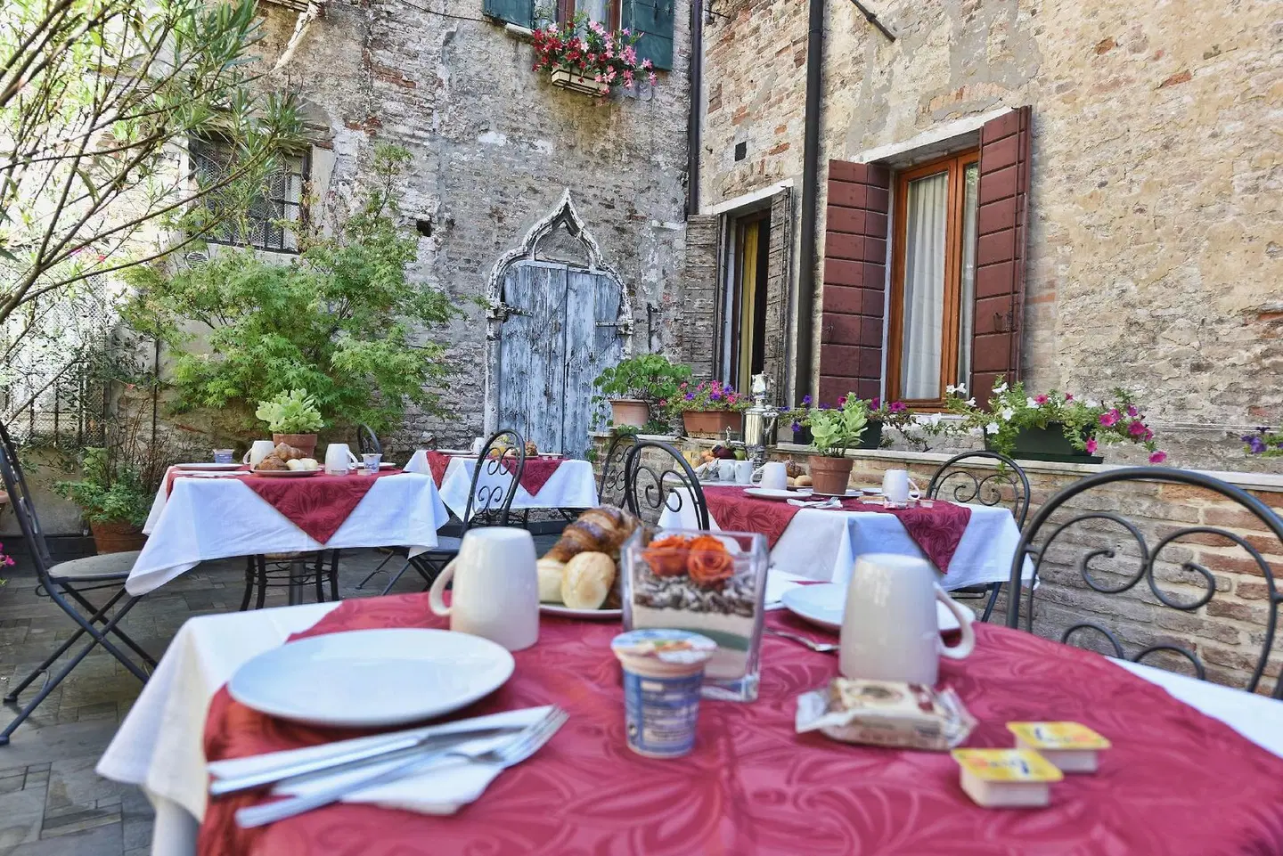 Casa Martini Restaurant