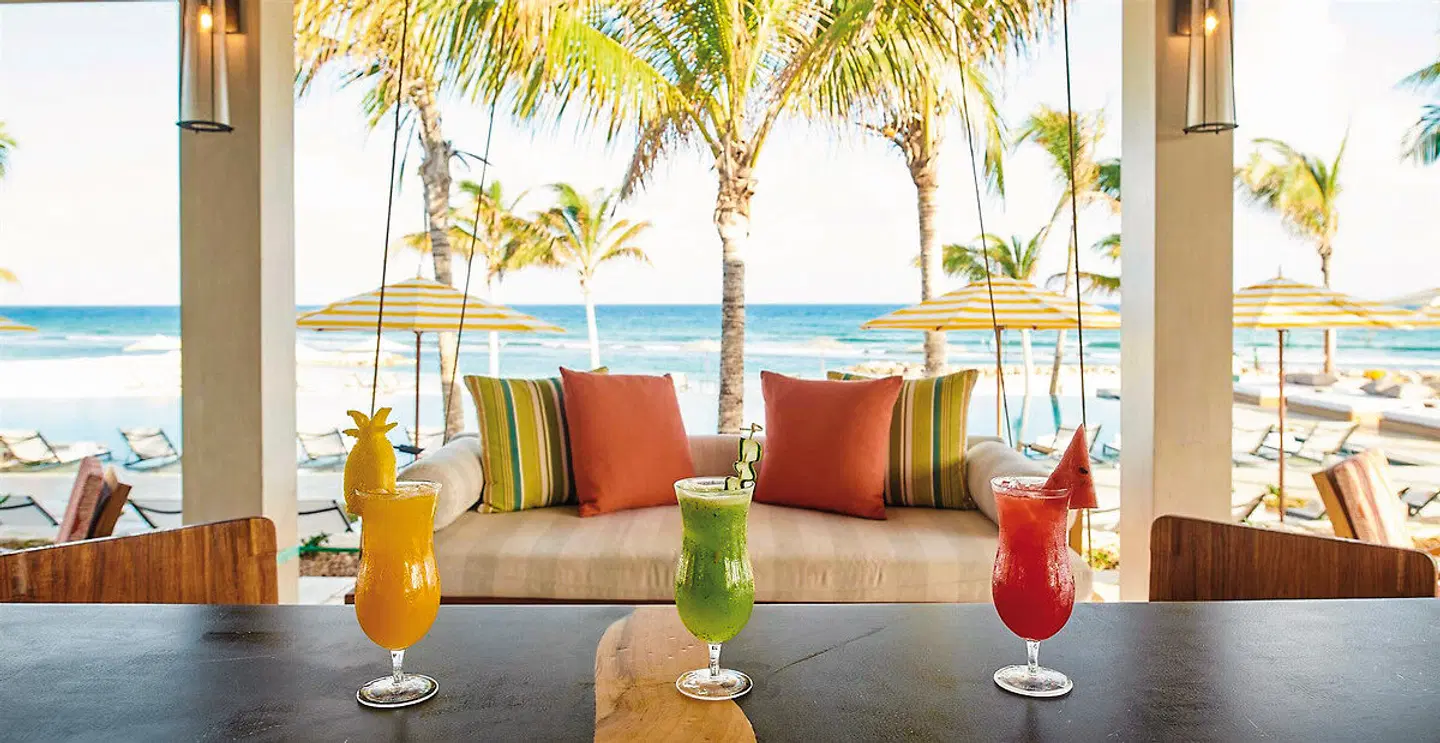 Eclipse at Half Moon Terrasse