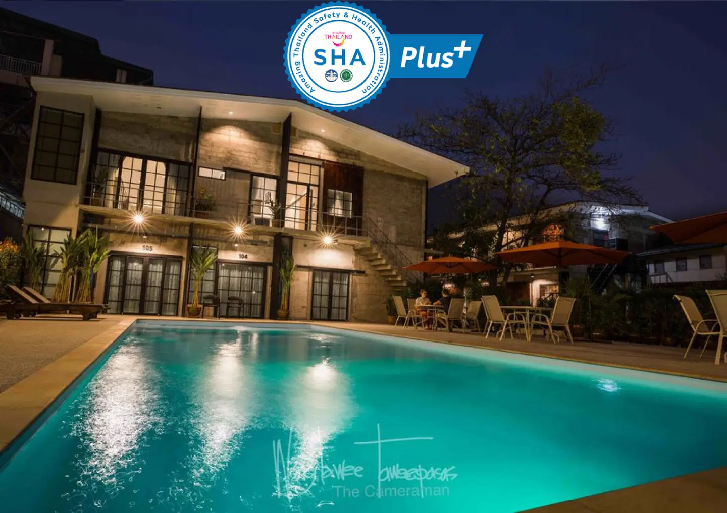 Whats up Chiang Mai Hallenbad