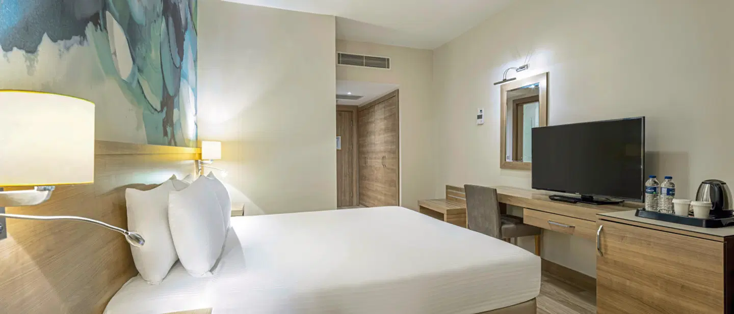 Wyndham Garden Lara ROOM_EXAMPLE