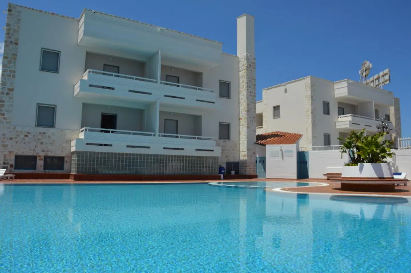 Hotel Residence La Corvetta OUTDOOR_POOL