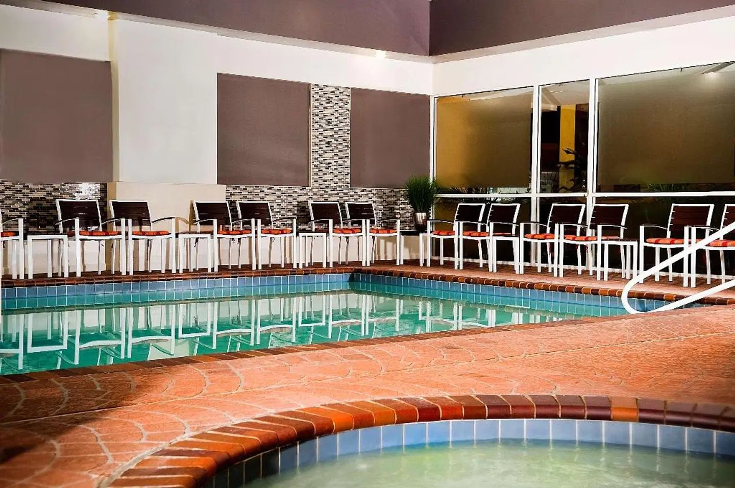 Embassy Suites by Hilton Memphis Hallenbad