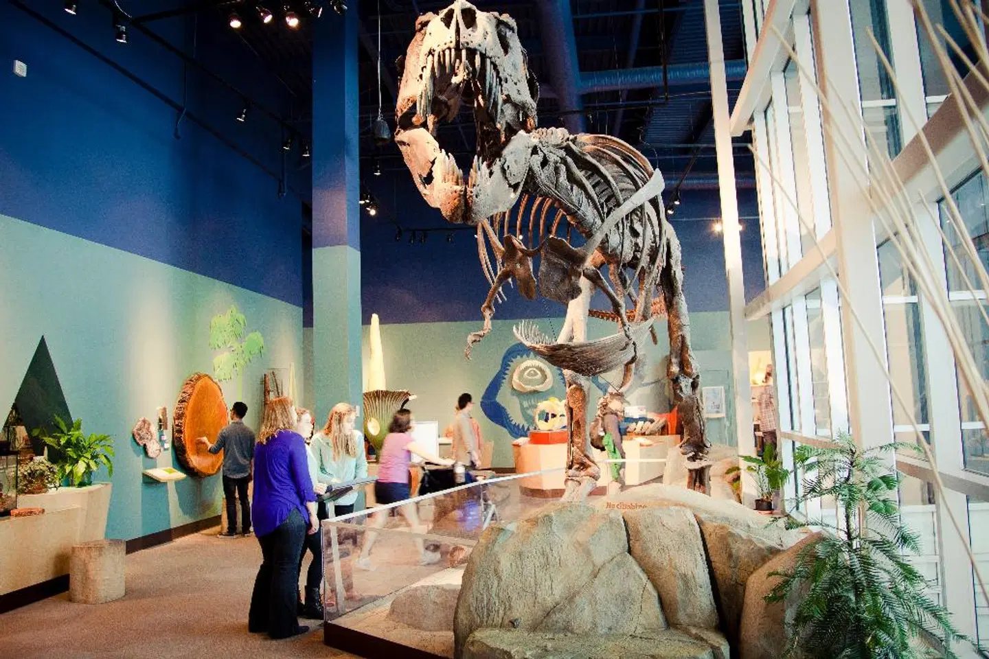 Holiday Inn Vancouver Downtown & Suites LOUNGE_LOBBY