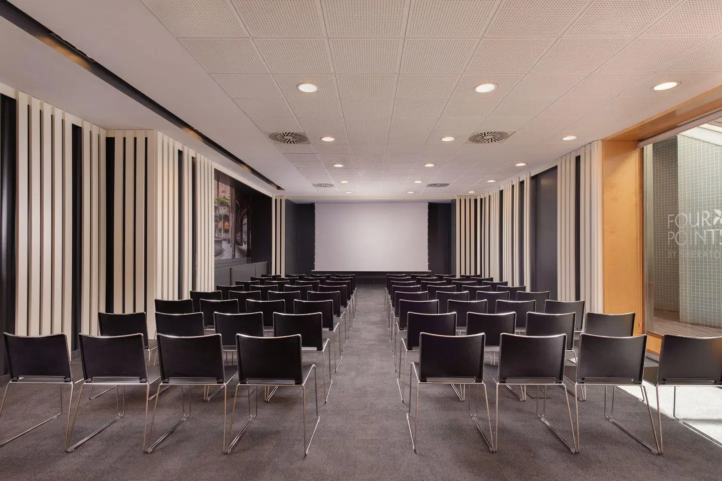 Four Points by Sheraton Barcelona Diagonal Konferenz