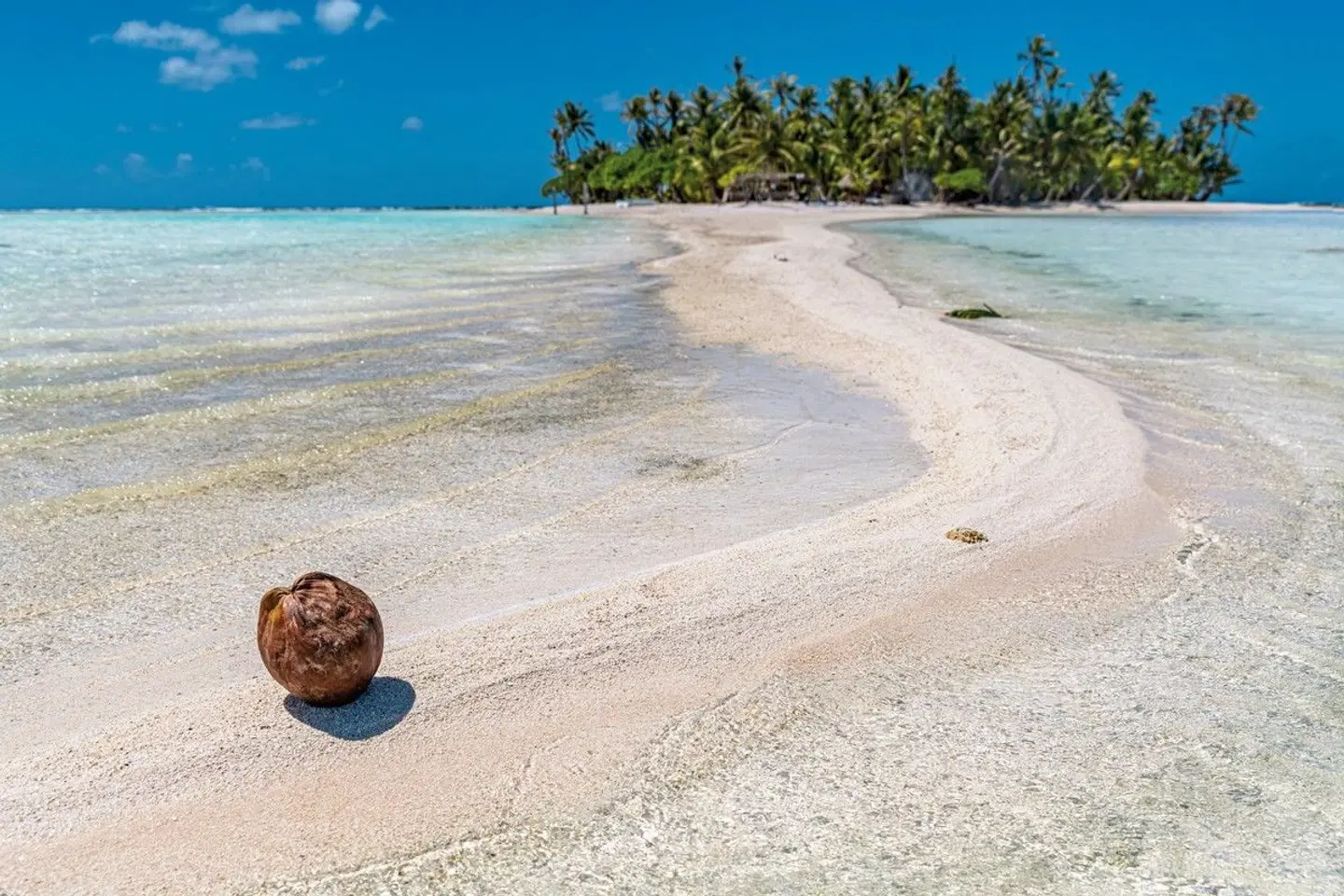 Dream Yacht Charter: Rangiroa Dream Strand