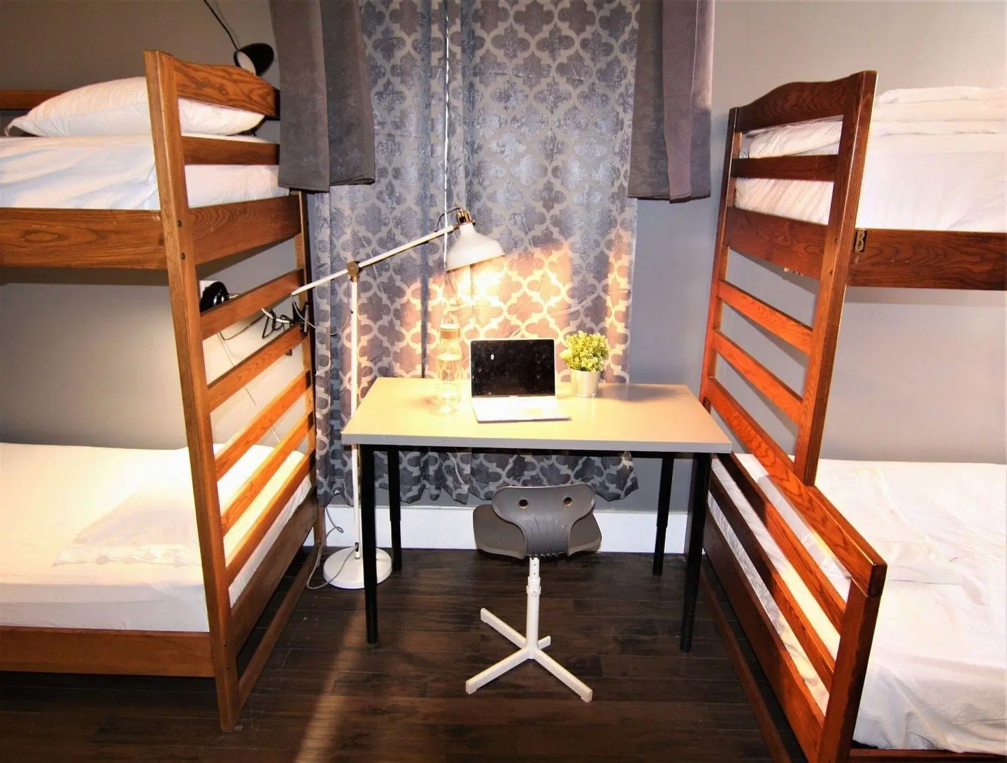 The Clarence Park ROOM_EXAMPLE