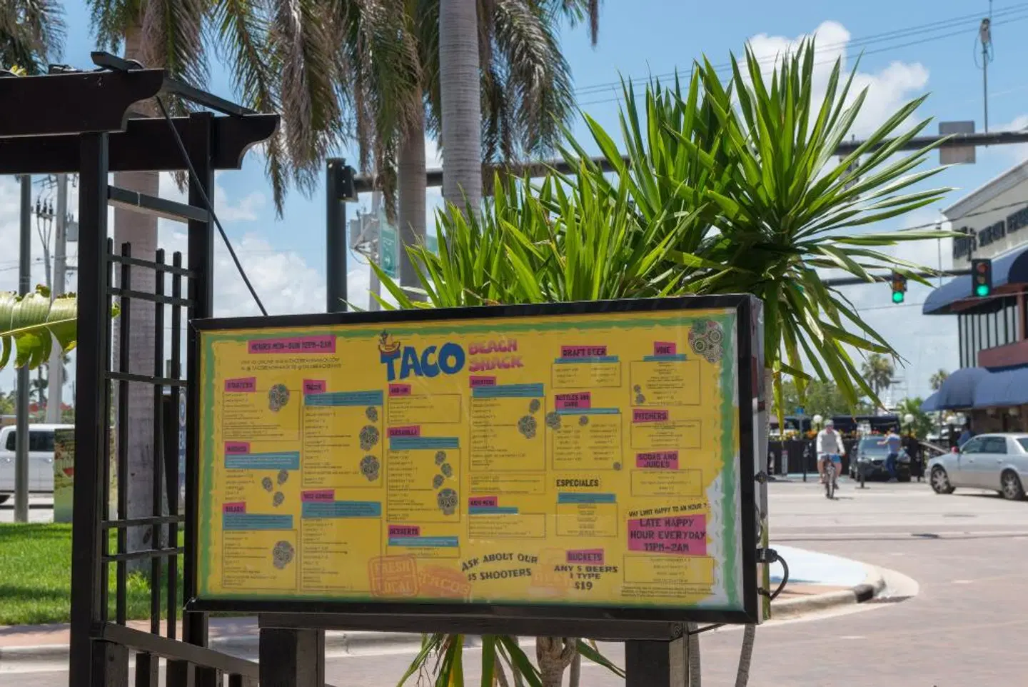 Hollywood Beach Suites, Hostel and Hotel Terrasse