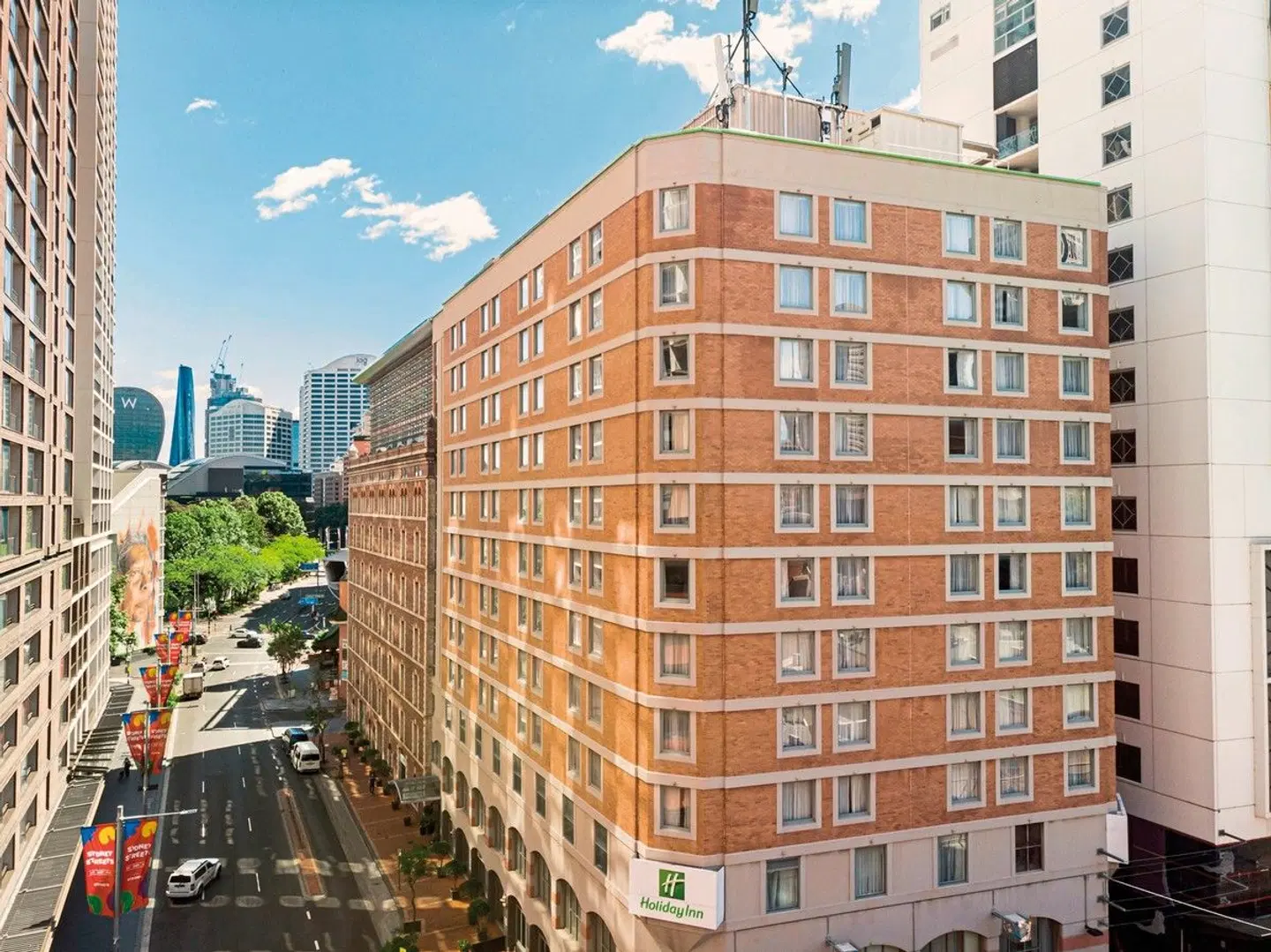 Furama Darling Harbour EXTERIOR