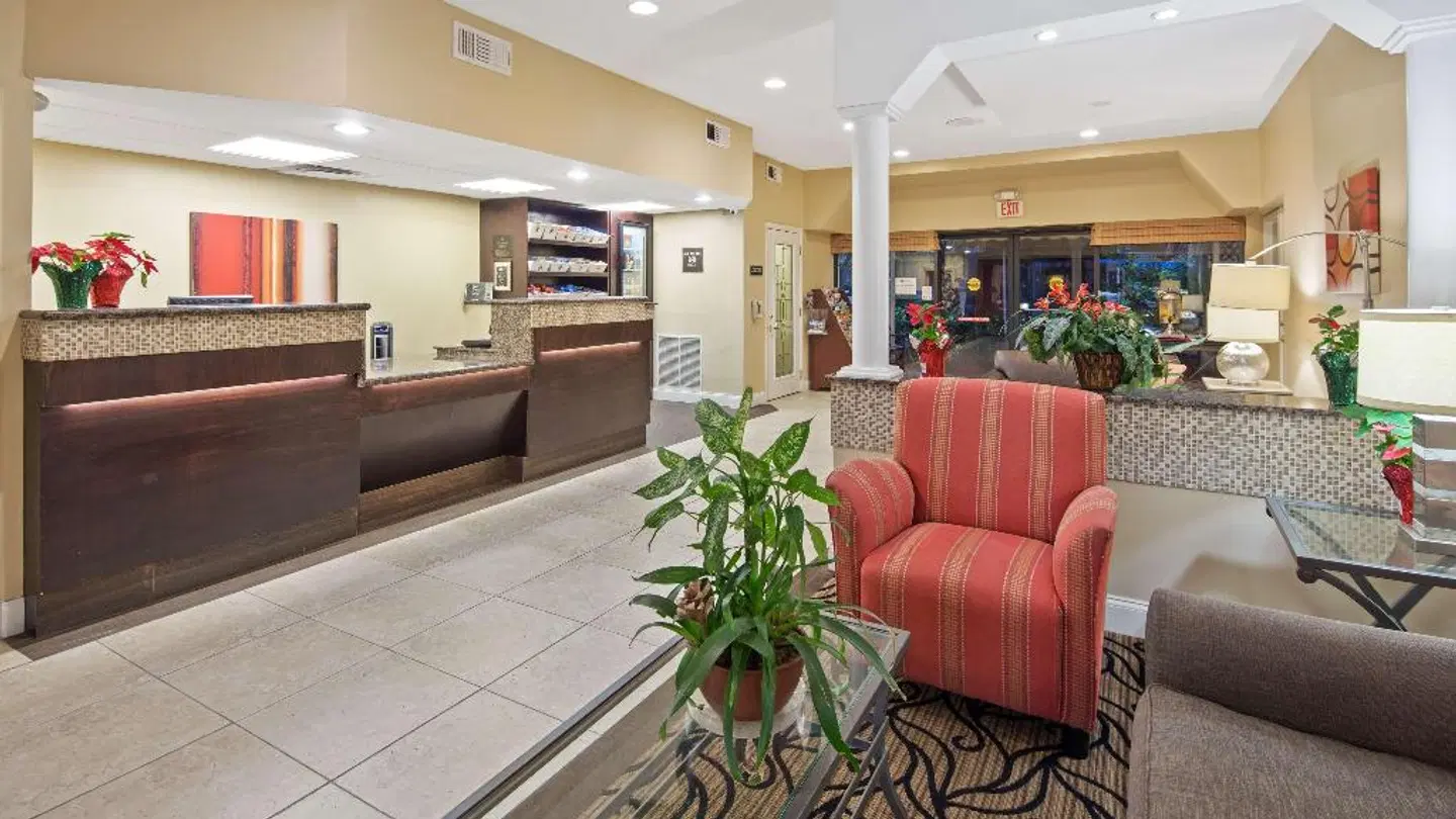 Best Western Plus University Inn LOUNGE_LOBBY