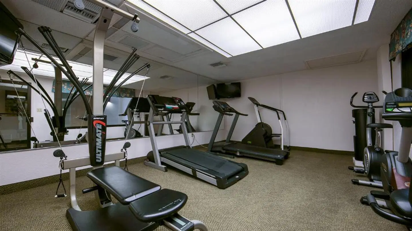 Best Western Plus University Inn SPORTS_AND_LEISURE