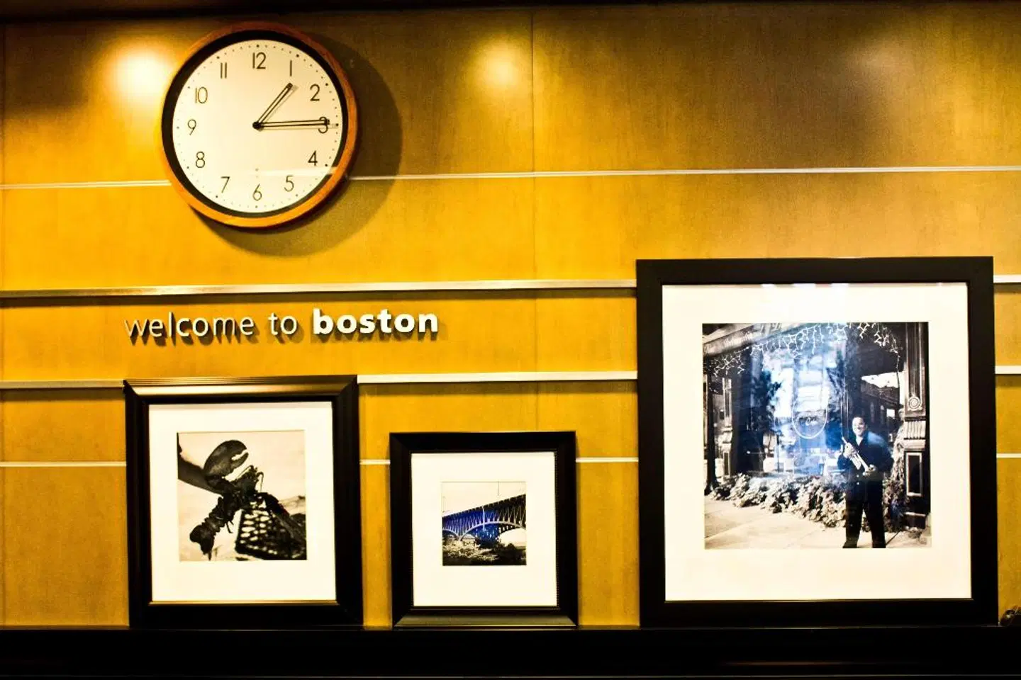 Hampton Inn & Suites Boston Crosstown Center LOUNGE_LOBBY