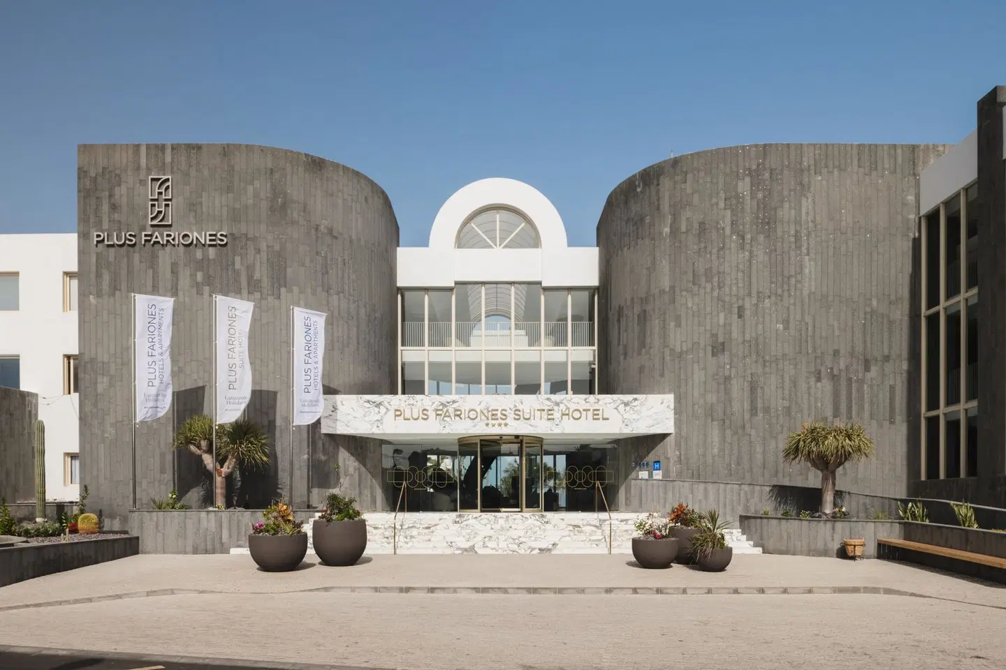 Plus Fariones Suite Hotel EXTERIOR