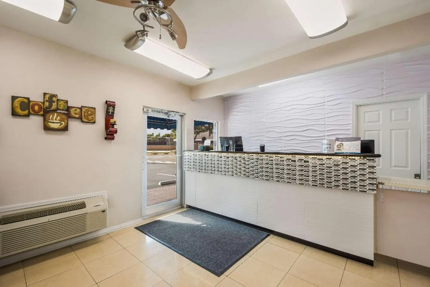 SureStay Hotel by Best Western Sarasota North HEALTH_BEAUTY