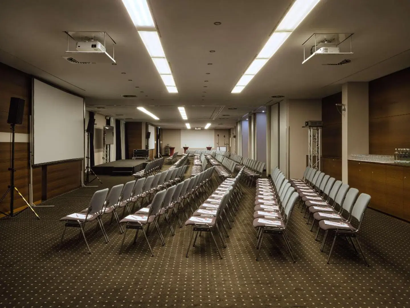 The Cloud One Frankfurt - Metropolitan Konferenz