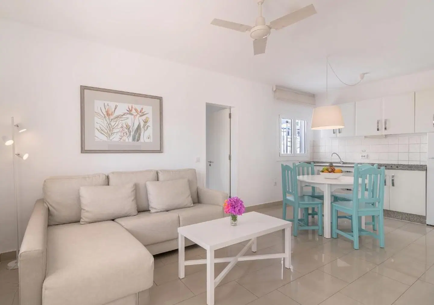 Apartamentos Parque Tropical ROOM_EXAMPLE