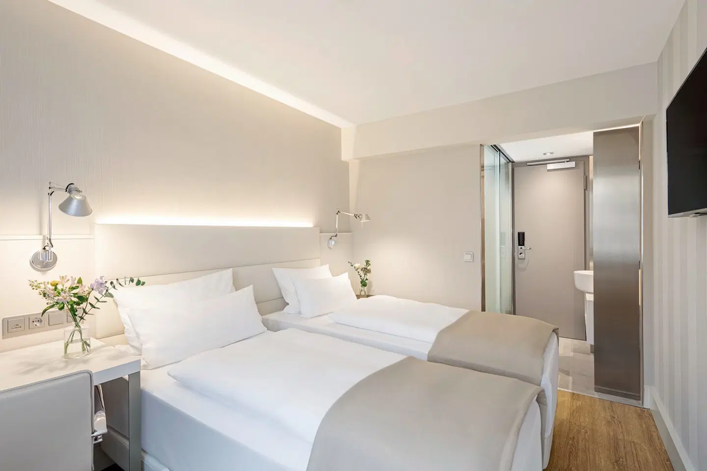 NH Hamburg Mitte ROOM_EXAMPLE