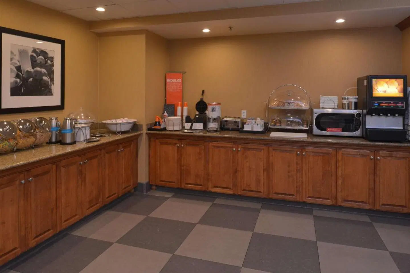 Hampton Inn & Suites Bakersfield North-Airport Restaurant
