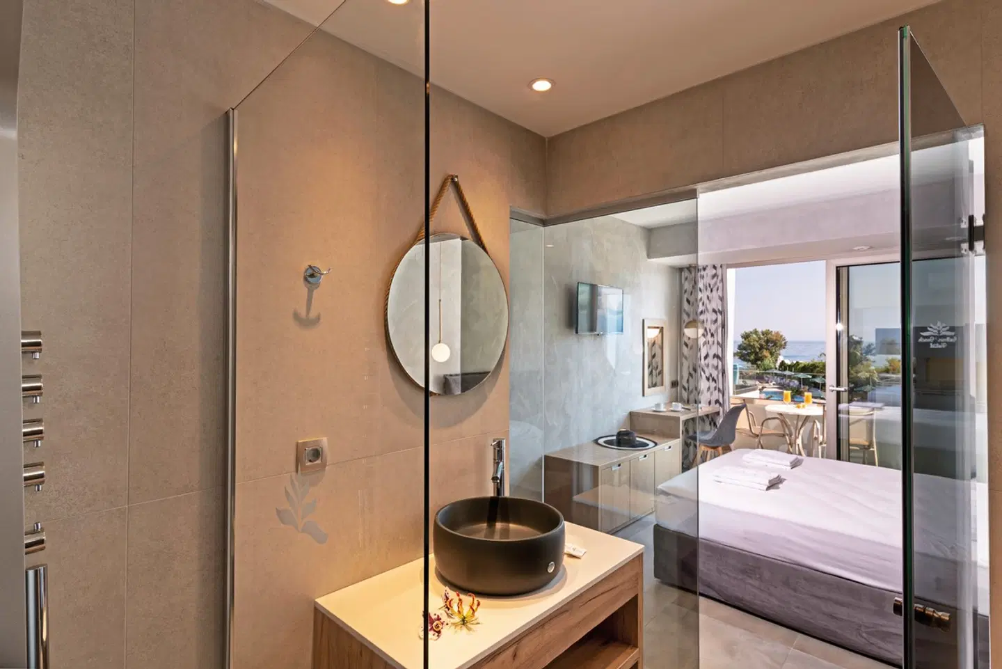 Kathrin Beach BATHROOM