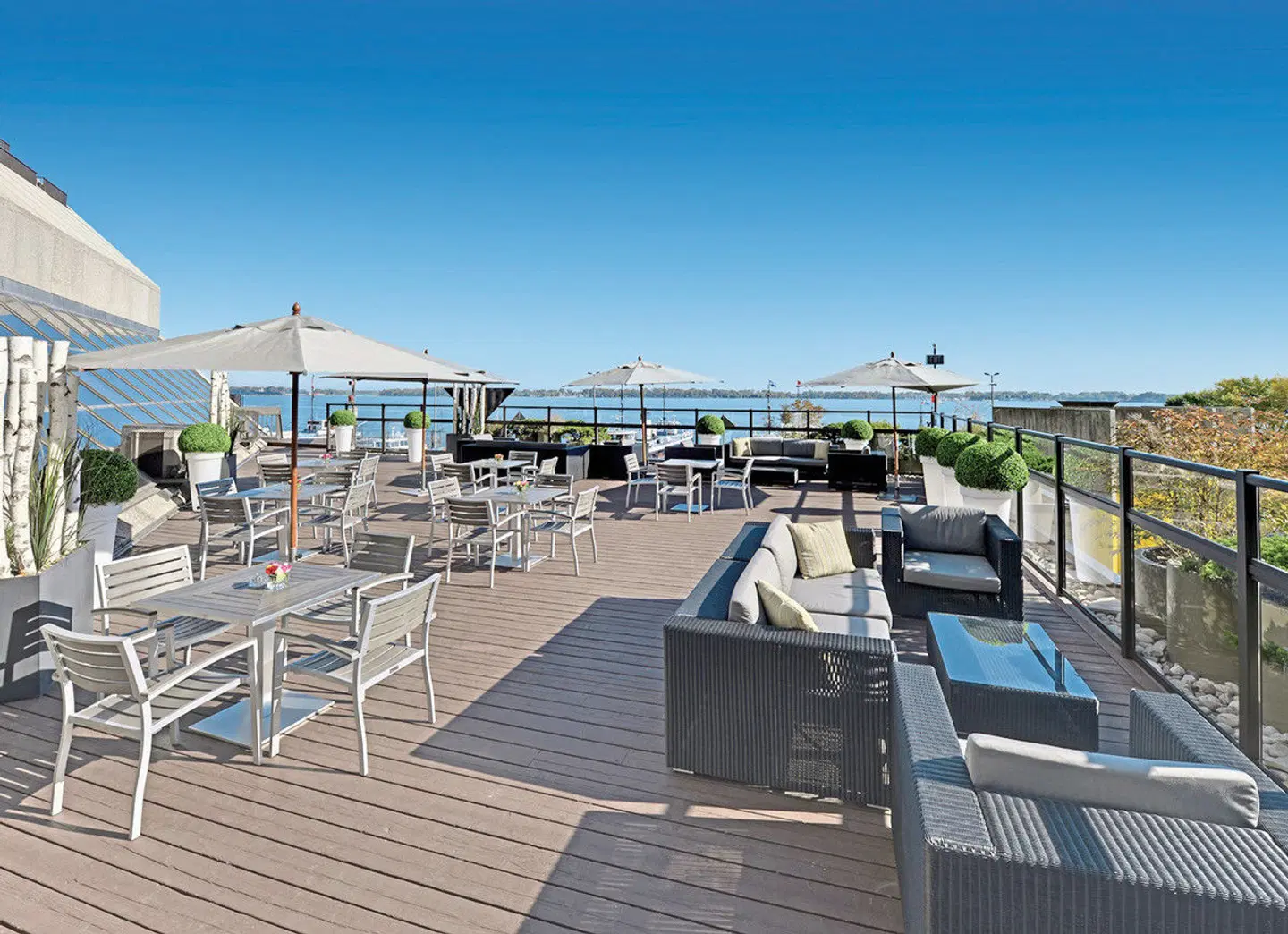 Westin Harbour Castle Hotel Terrasse