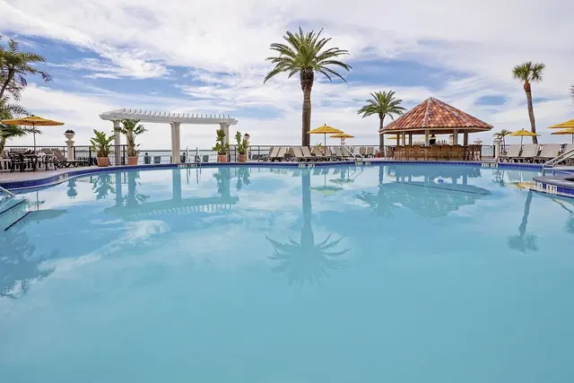 Holiday Inn Clearwater Beach OUTDOOR_POOL