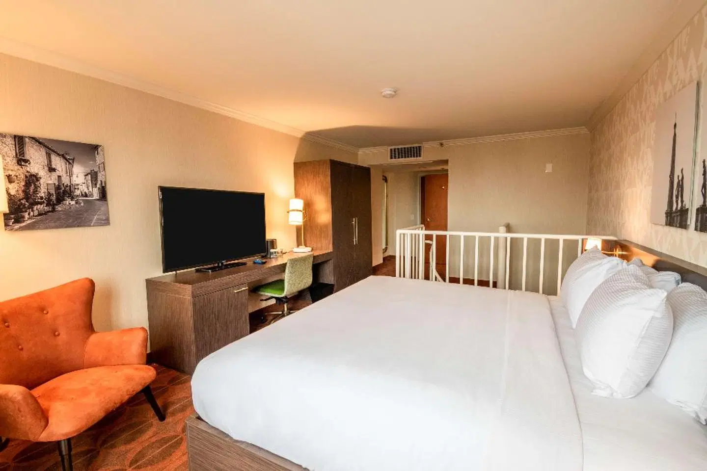 DoubleTree by Hilton San Diego Downtown ROOM_EXAMPLE