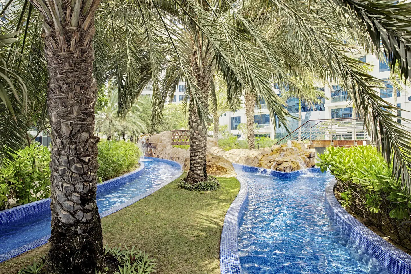 DUKES The Palm Dubai Hotel Garten