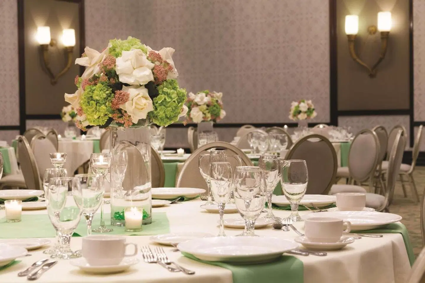 Hilton Los Angeles/San Gabriel Restaurant