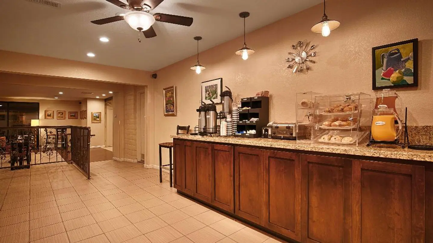 Best Western Plus Orchard Inn LOUNGE_LOBBY