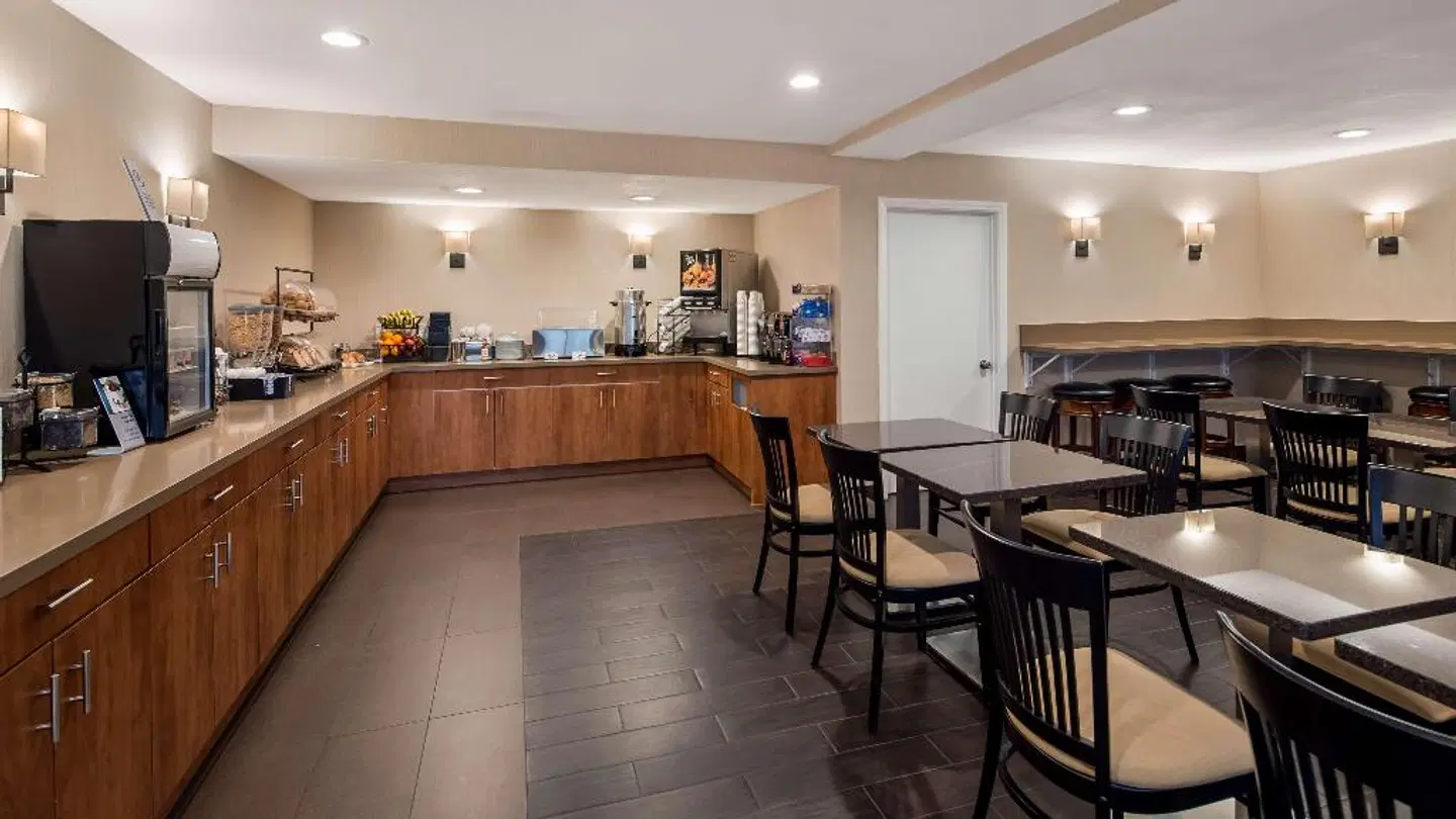 Best Western Norwalk Inn Restaurant