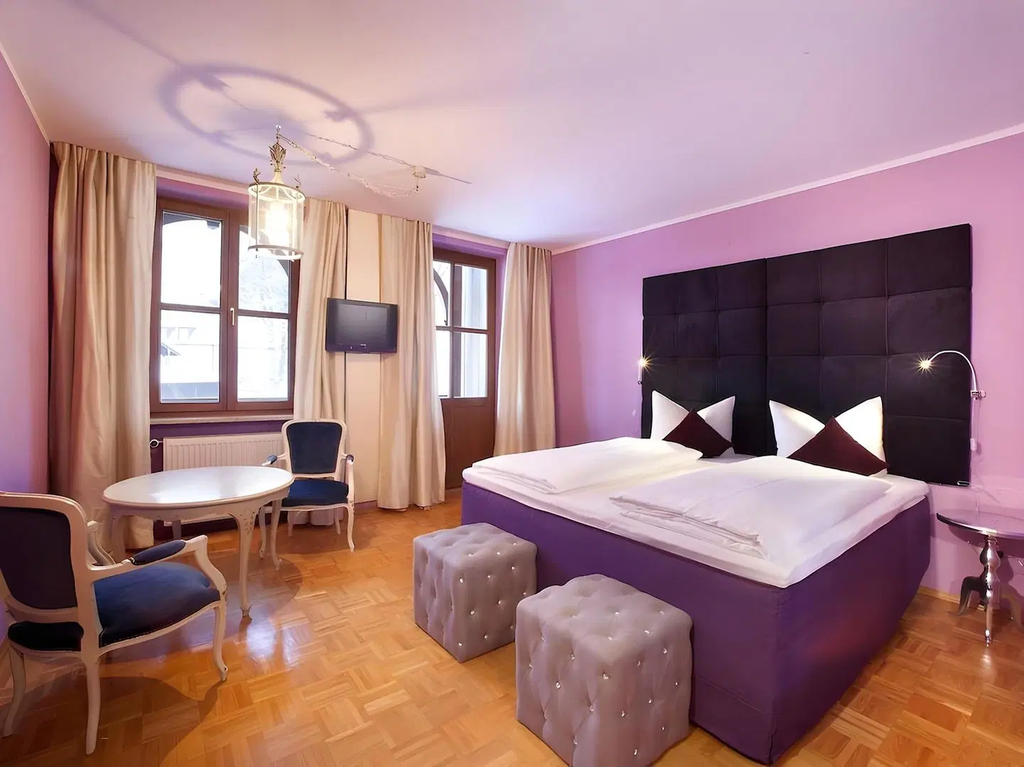 Fantasia ROOM_EXAMPLE