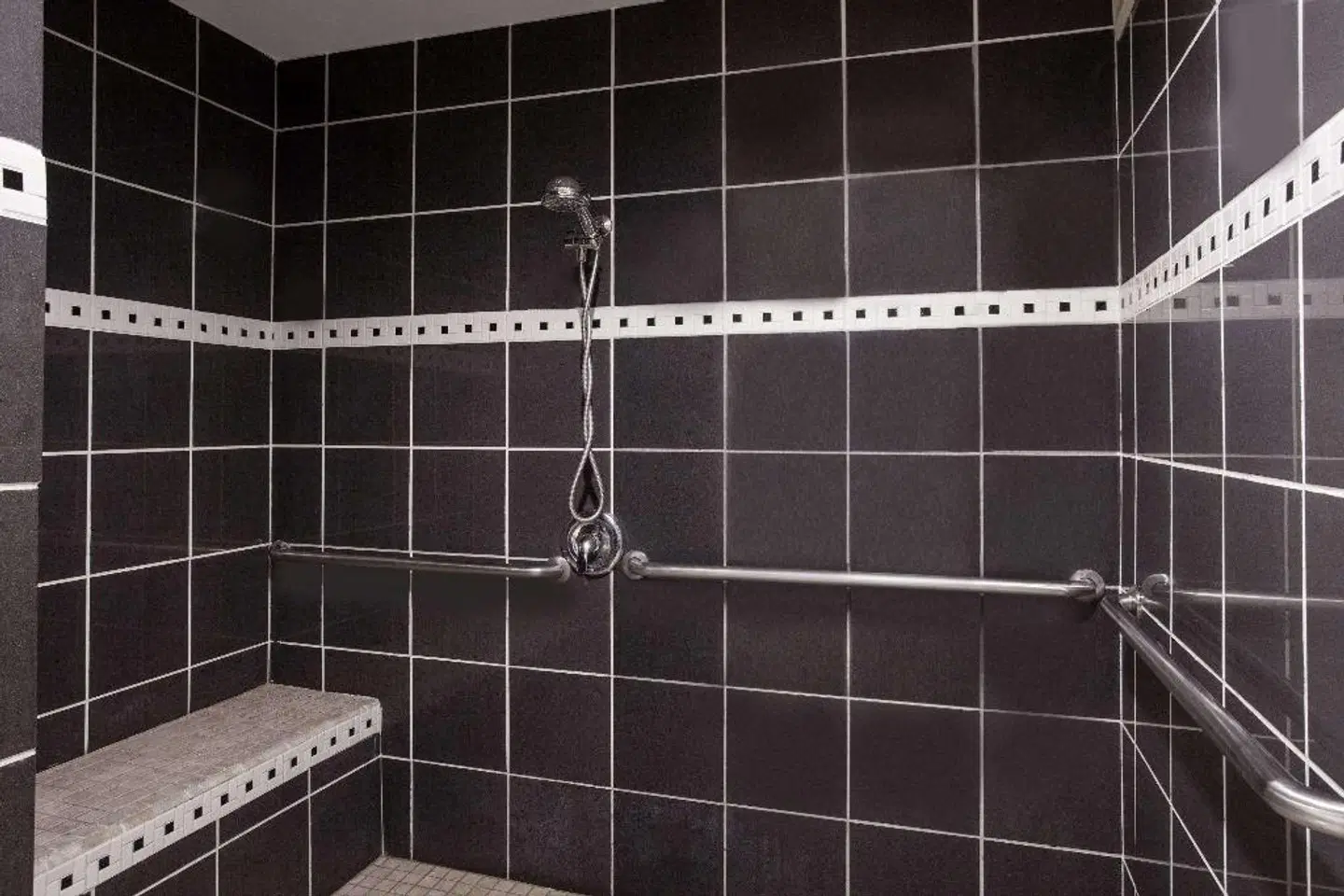 Super 8 by Wyndham Pasadena/LA Area Badezimmer