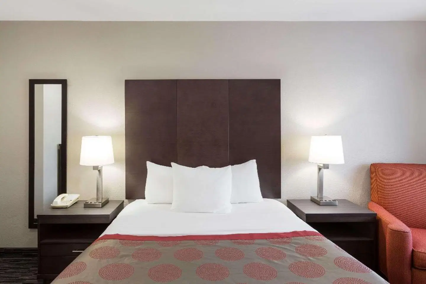 Ramada Limited Monterey ROOM_EXAMPLE