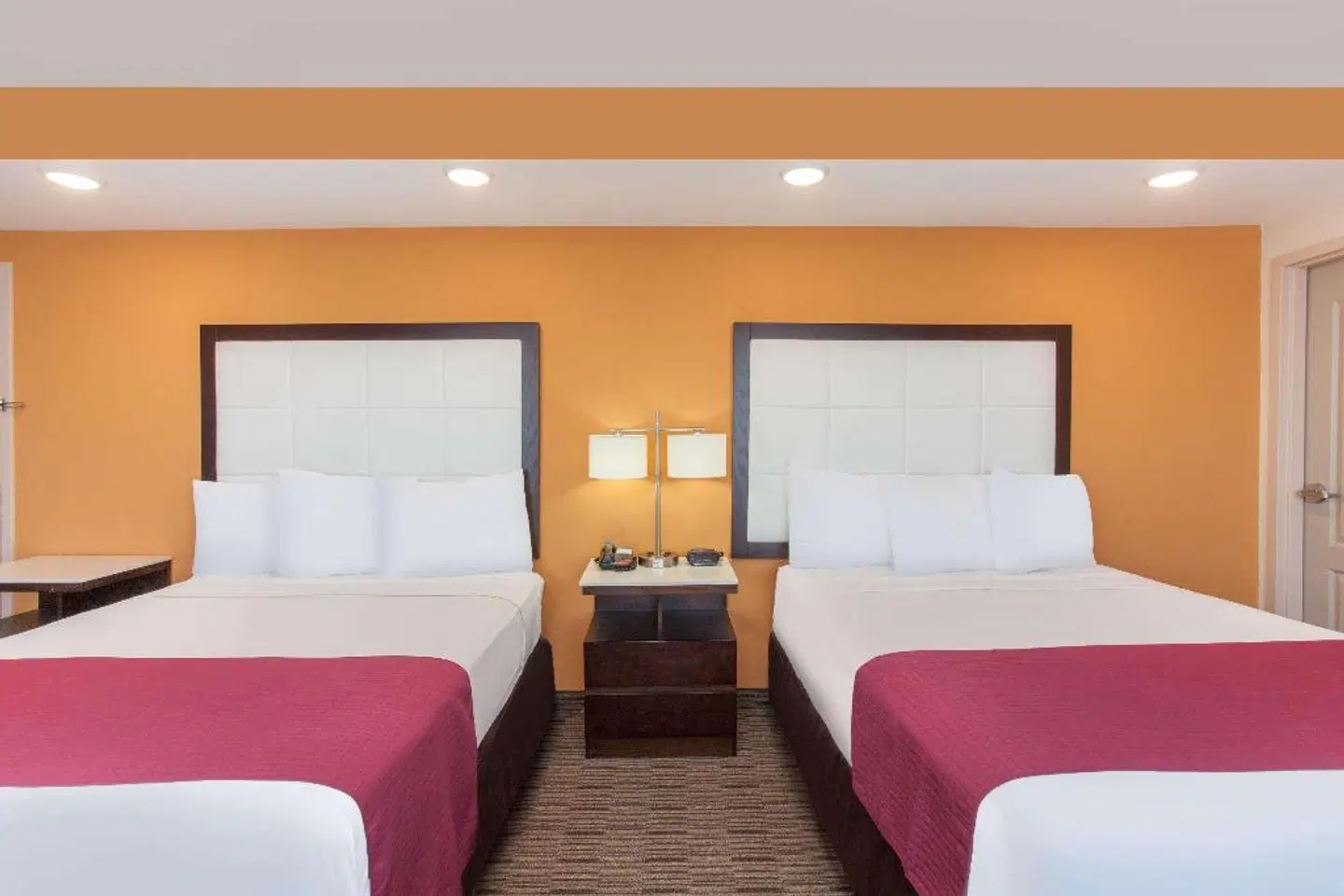 Ramada Culver City ROOM_EXAMPLE