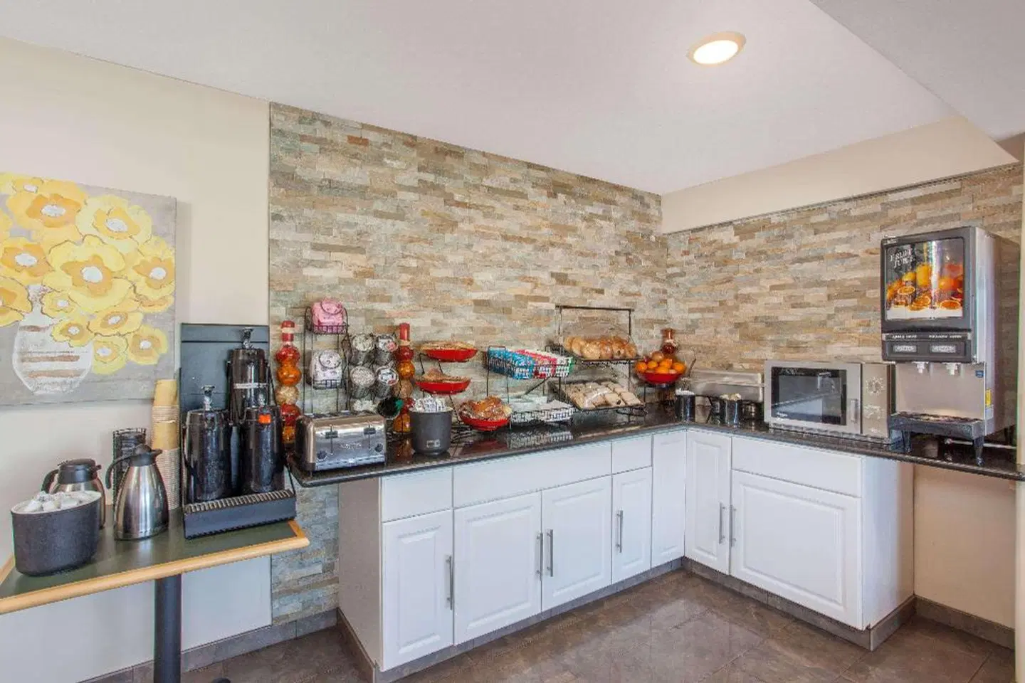 Ramada Culver City ROOM_EXAMPLE