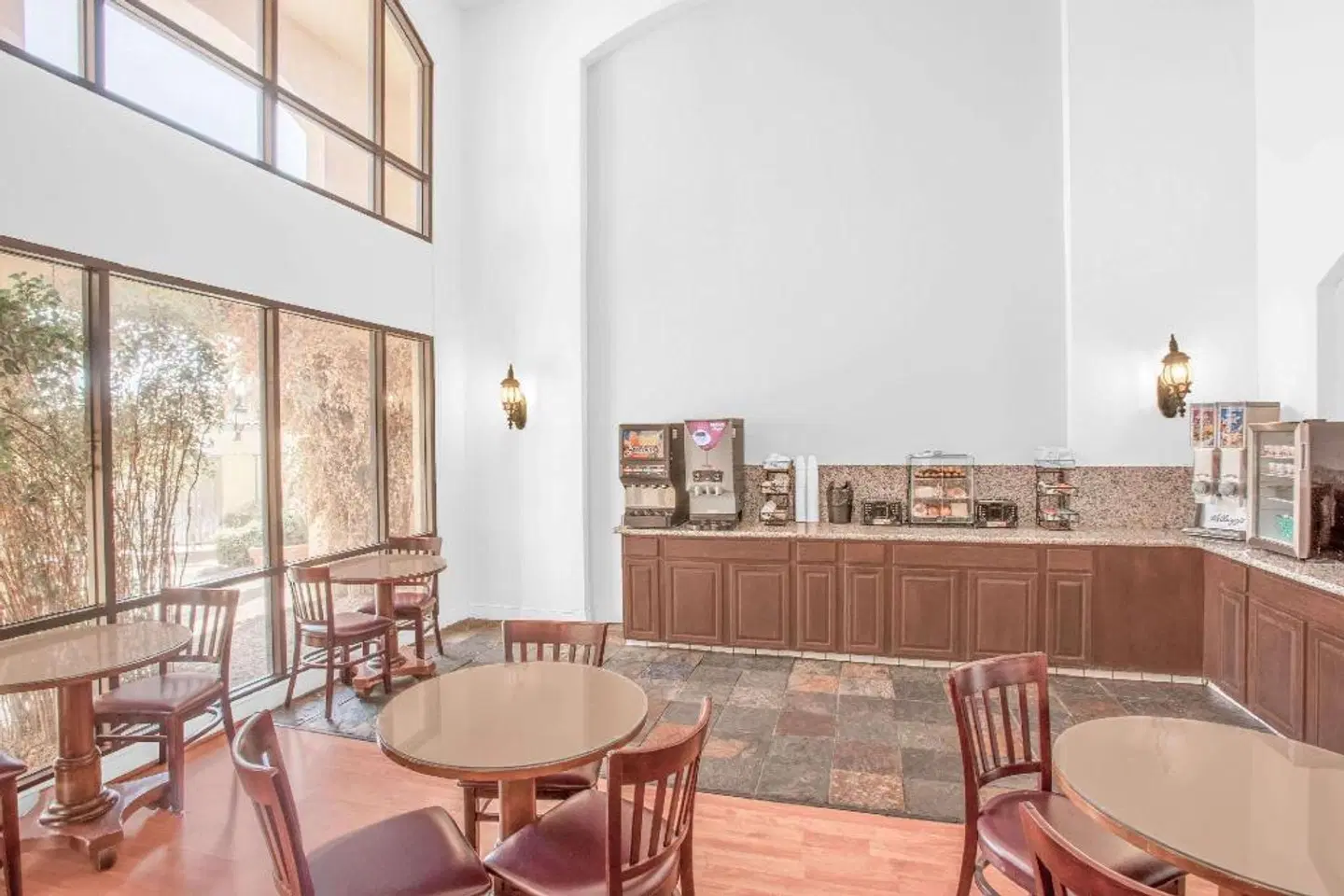 Ramada Inn Barstow LOUNGE_LOBBY