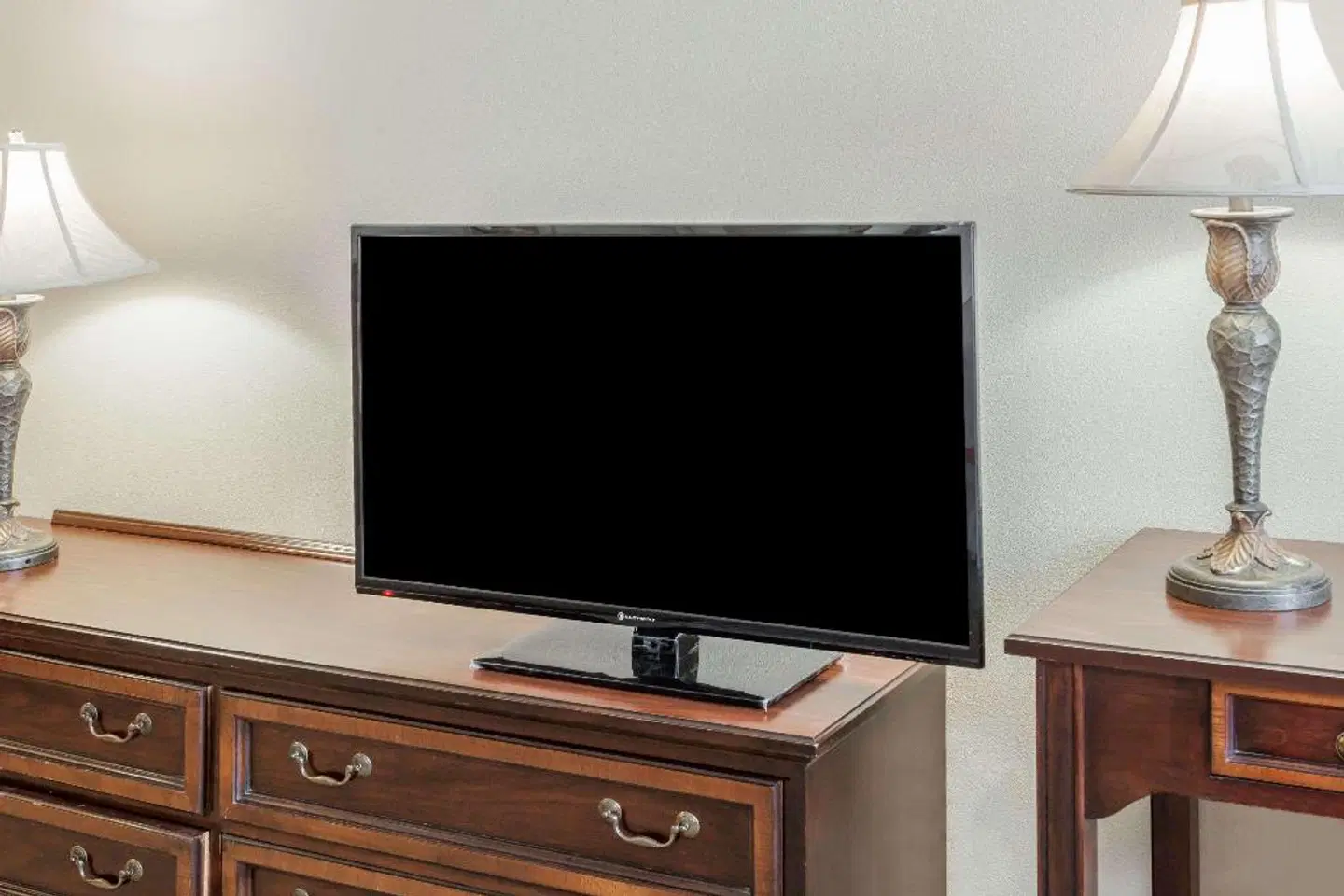 Ramada Plaza by Wyndham Garden Grove/Anaheim South ROOM_EXAMPLE