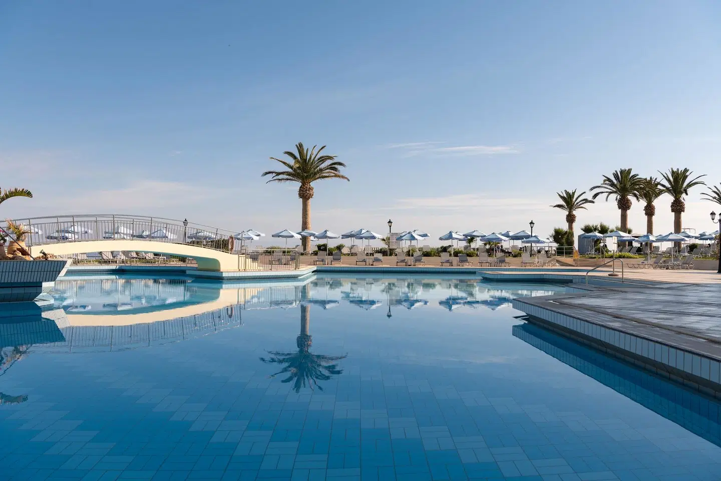 Creta Star OUTDOOR_POOL