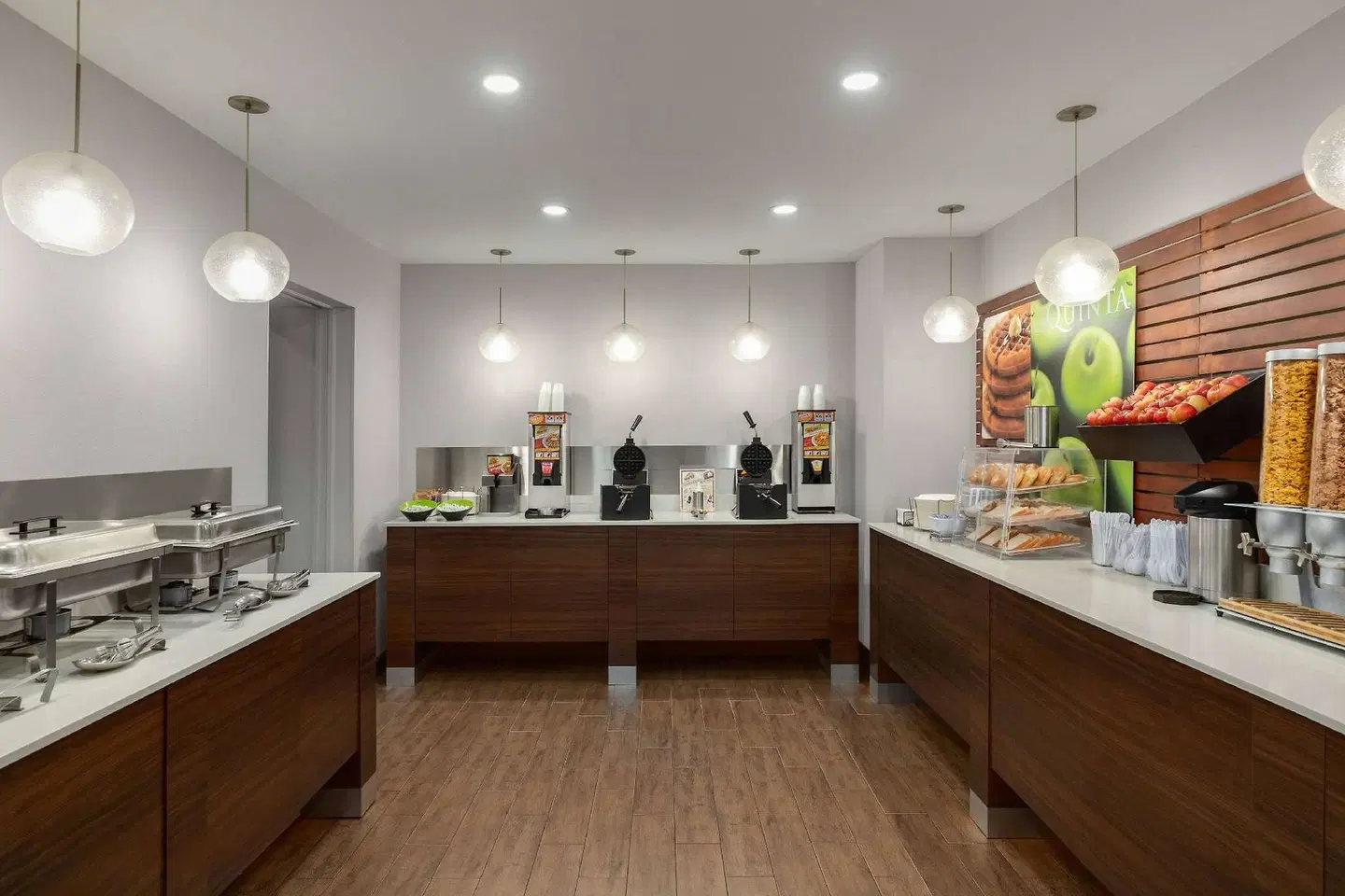 La Quinta Inn & Suites Oceanfront Daytona Beach LOUNGE_LOBBY