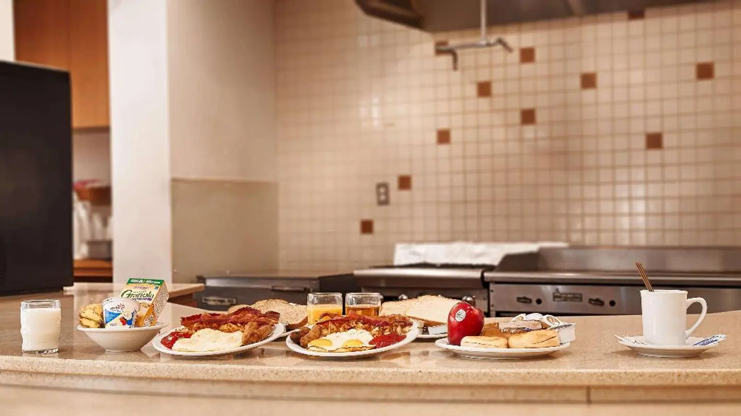 BEST WESTERN PLUS Palm Desert Resort Restaurant