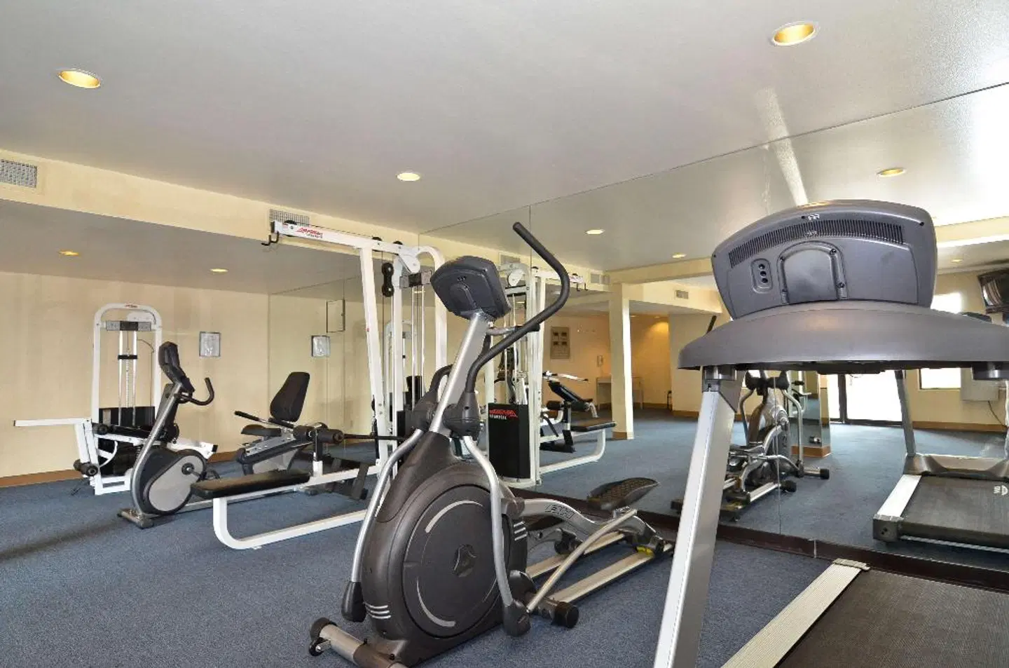 BEST WESTERN PLUS Palm Desert Resort SPORTS_AND_LEISURE