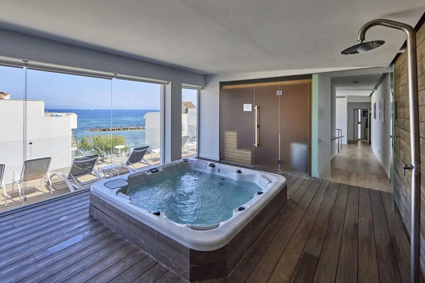 Ilusion Moreyo HEALTH_BEAUTY