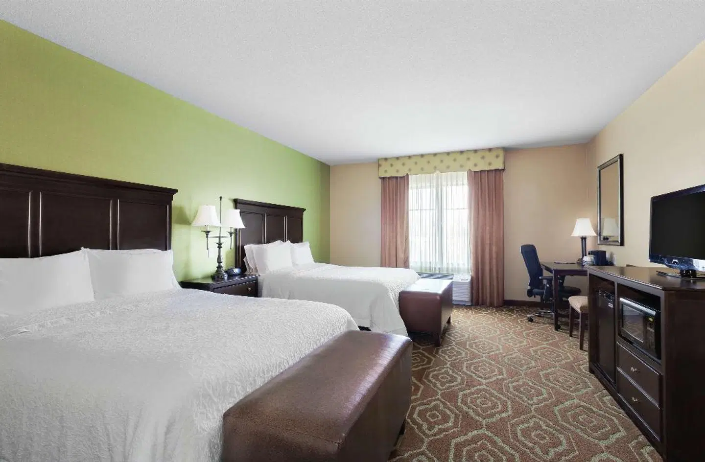 Hampton Inn & Suites San Luis Obispo ROOM_EXAMPLE