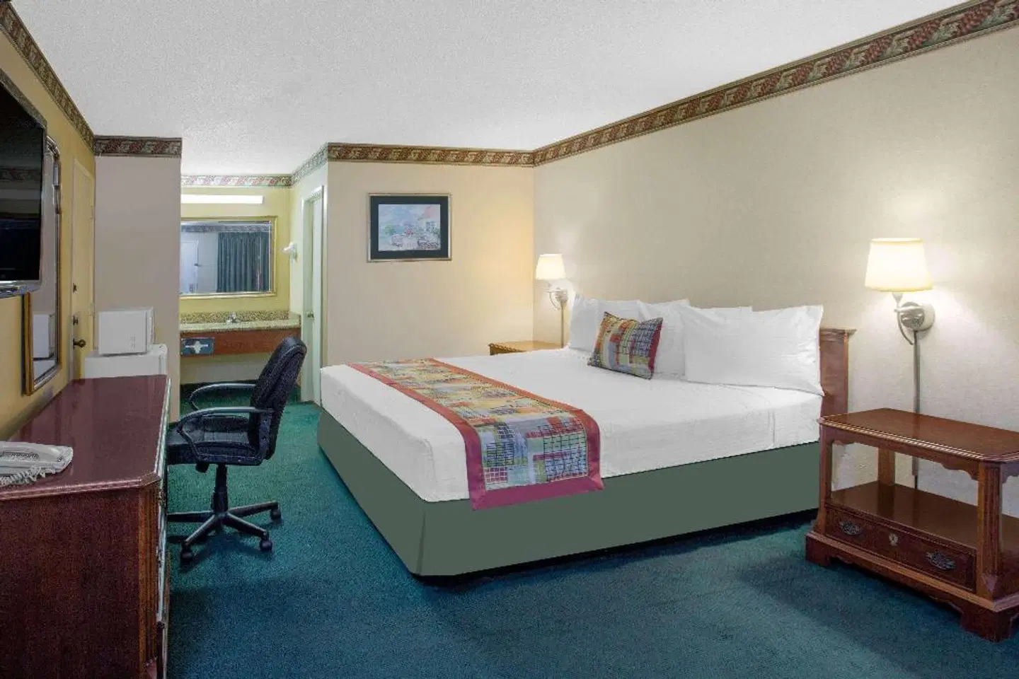Travelodge by Wyndham Costa Mesa Newport Beach Hacienda ROOM_EXAMPLE