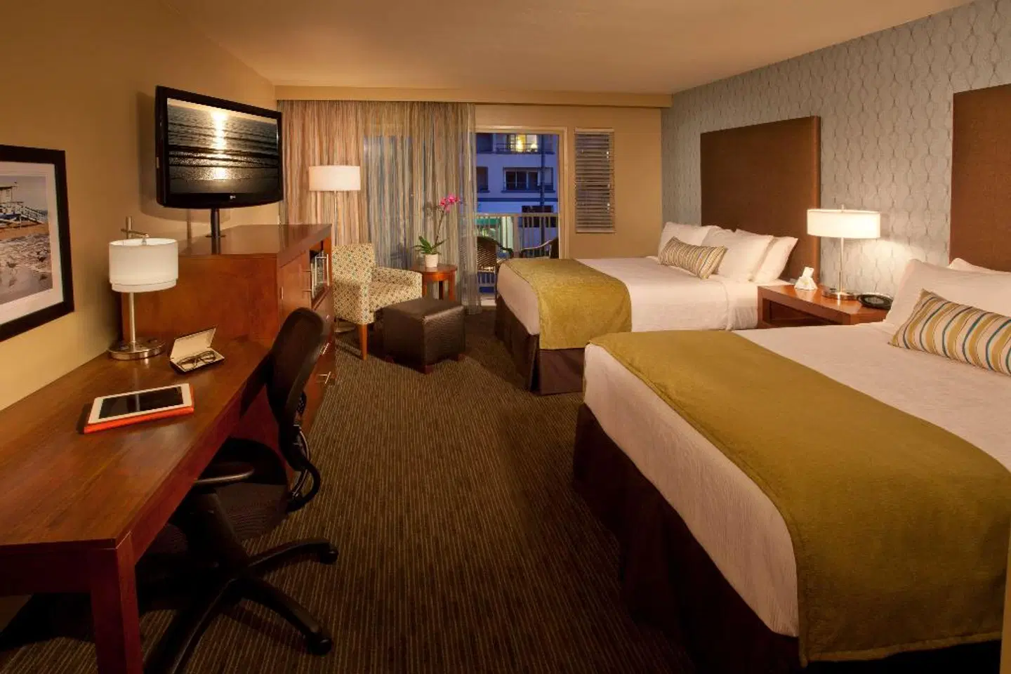 Best Western Plus Beach View Lodge ROOM_EXAMPLE