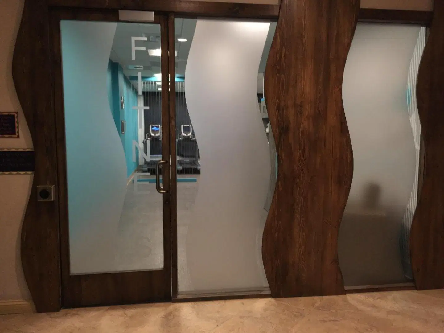 Crowne Plaza Hotel Ventura Beach ROOM_EXAMPLE